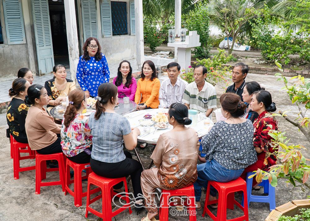 CLB “Gia đình liên thế hệ trong dòng tộc” là nơi mà bà Lý Thị Bích Thuỷ cũng như các thành viên có dịp gặp, trao đổi những thuận lợi và khó khăn để cùng hỗ trợ nhau trong cuộc sống.