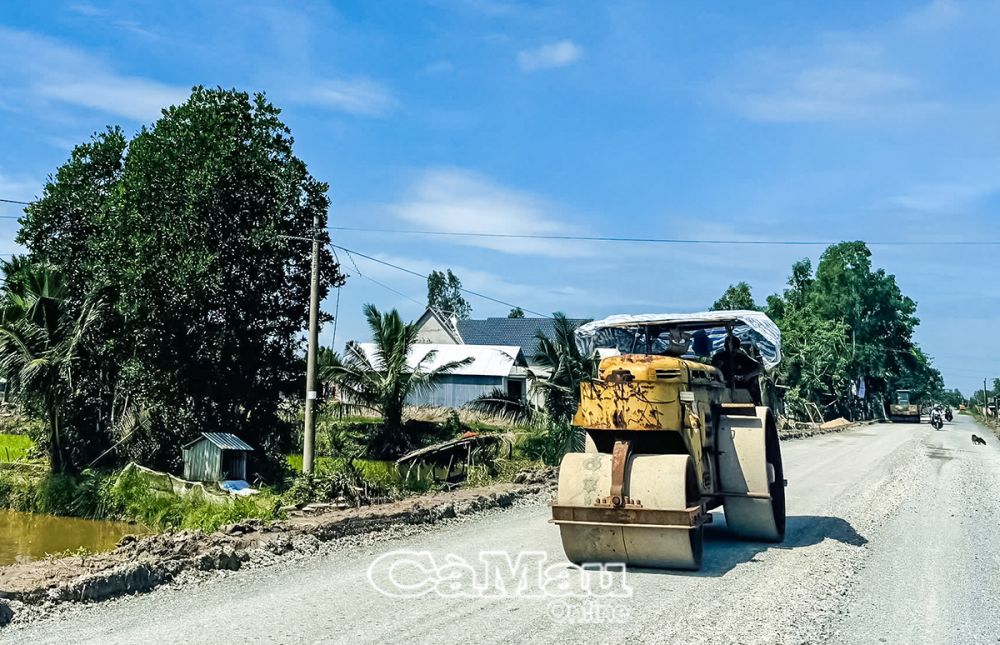 Từ nay đến cuối năm, ngành thuế huyện U Minh sẽ tăng cường khai thác các nguồn thu lĩnh vực cát, đá, các dự án, các nguồn còn tiềm năng trên địa bàn, đảm bảo mục tiêu thu ngân sách năm 2024.