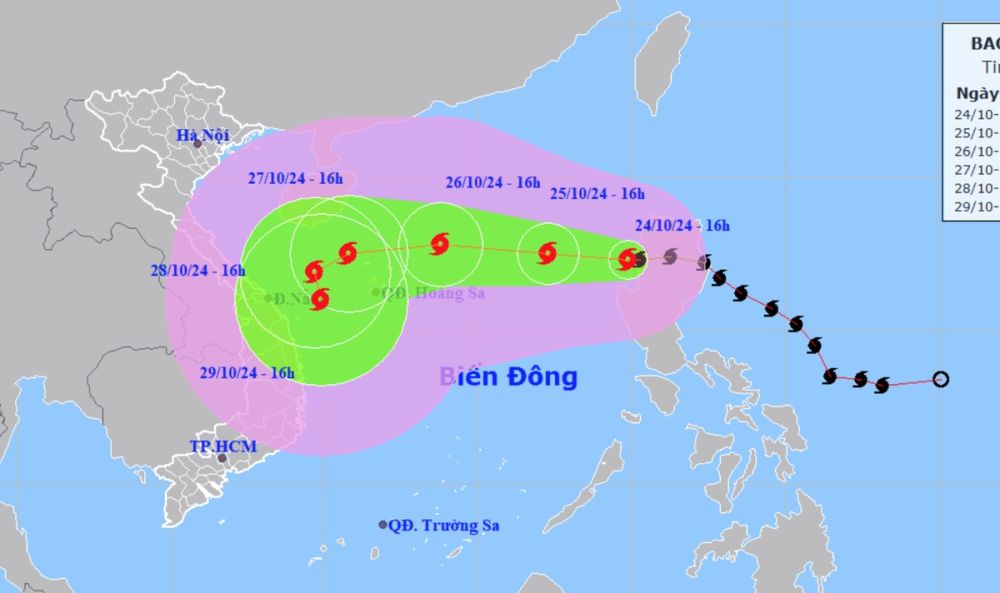 Dự báo vị trí và hướng di chuyển bão Trà Mi lúc 16h chiều 24-10 - Ảnh: NCHMF