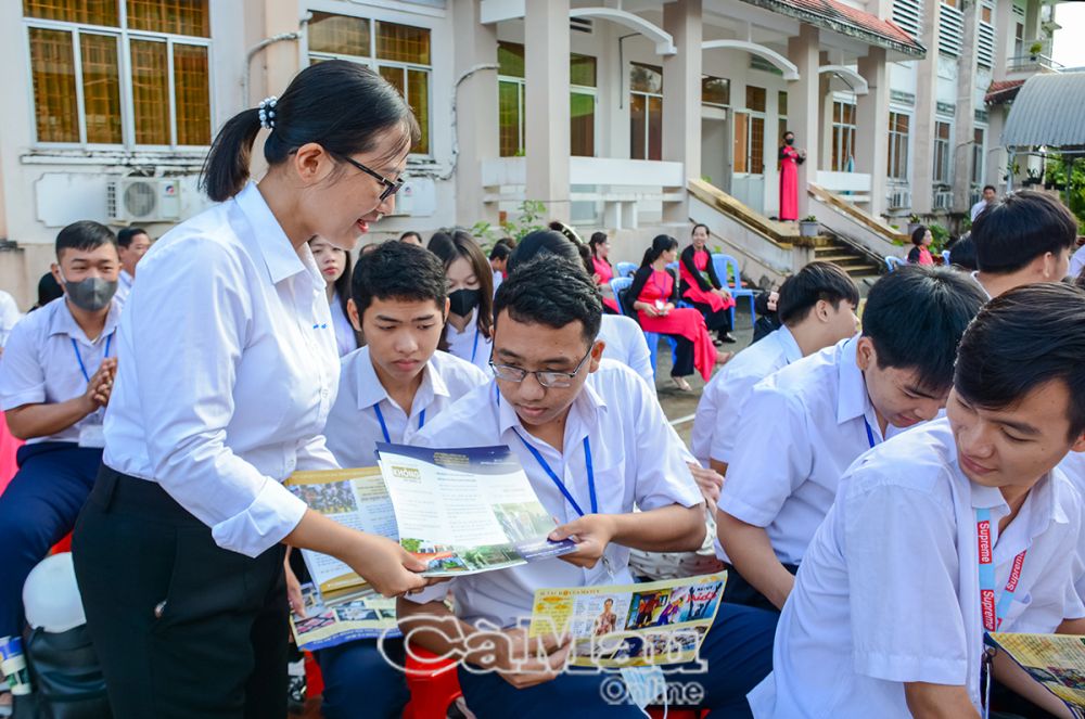 Một buổi tuyên truyền về tác hại của thuốc lá, thuốc lá điện tử.