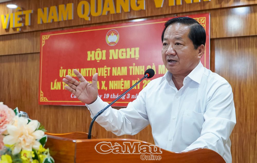 Ủy viên Ban Thường vụ Tỉnh ủy, Chủ tịch UB MTTQ Việt Nam tỉnh Lê Thanh Triều phát biểu chỉ đạo tại hội nghị