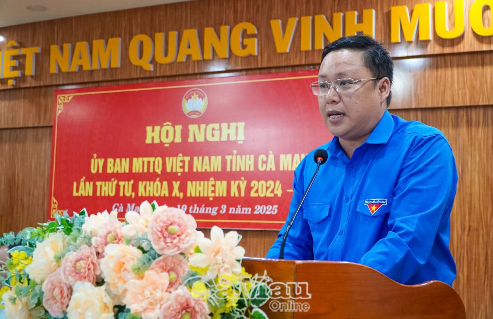 Đại diện thành viên MTTQ Việt Nam tỉnh phát biểu tham luận tại hội nghị.