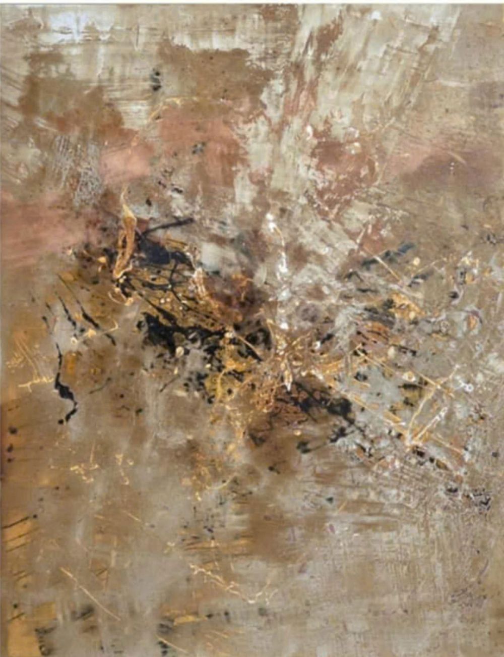 Tác phẩm “UNTITLED 1”, chất liệu sơn mài tổng hợp, tác giả Ngô Hùng Thanh (TP Ðà Nẵng).