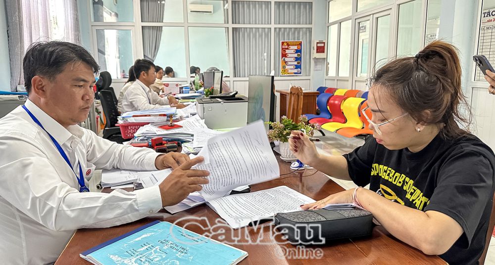 “Cải cách TTHC” là 1 trong 04 lĩnh vực tăng chỉ số và tăng vị trí xếp hạng, tạo thuận lợi cho người dân, doanh nghiệp giải quyết TTHC.