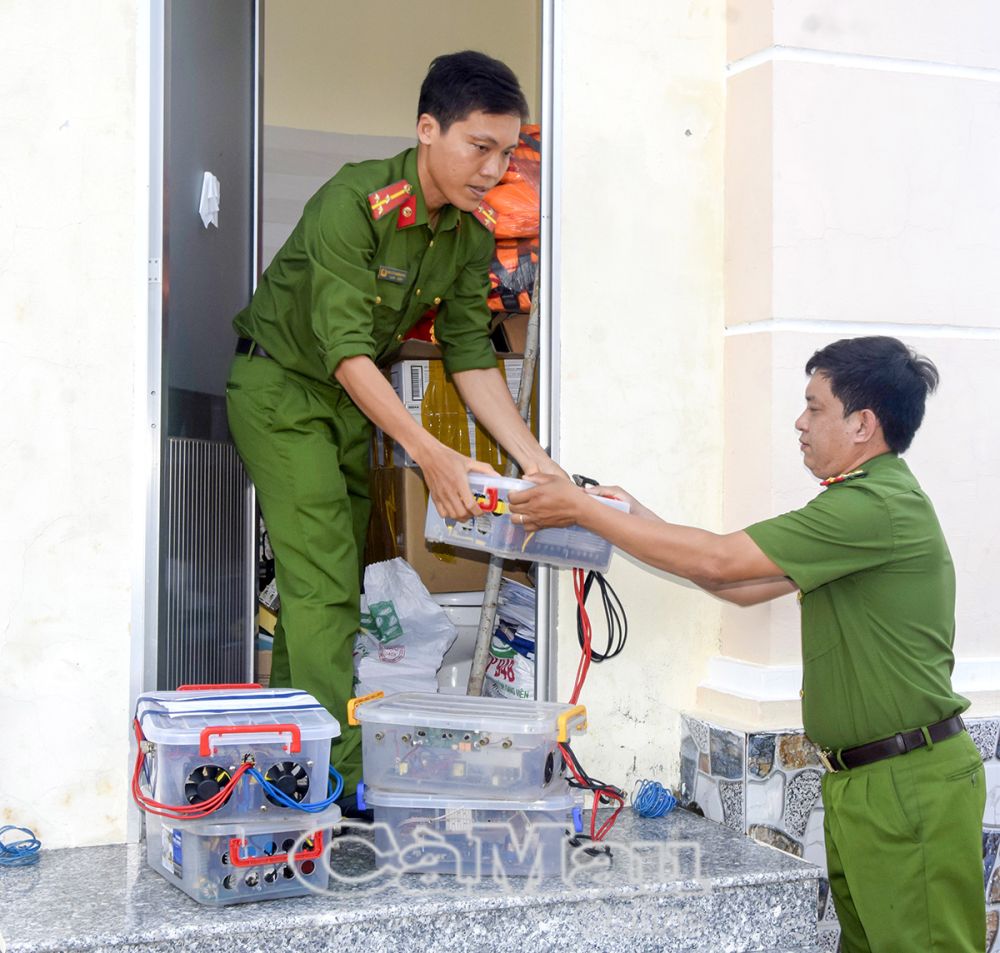 Chỉ sau một tháng ra quân, hầu hết những người có tàng trữ, sử dụng công cụ kích điện đã tự nguyện giao nộp.