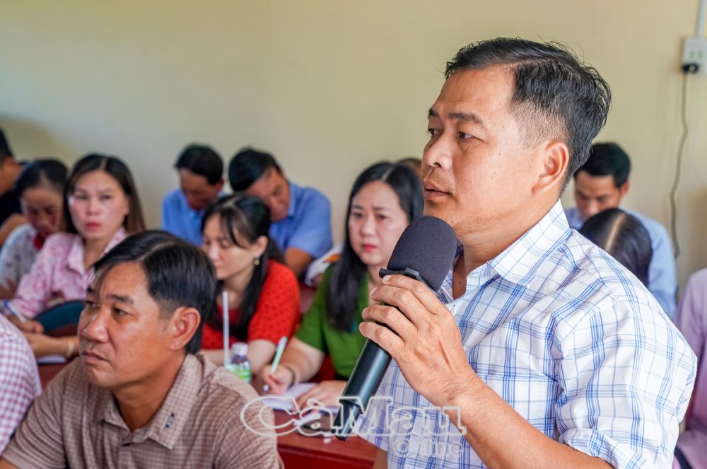 Cử tri Lâm Hùng Cường, ấp Cái Ngây phản ánh về vấn đề chậm cấp giấy chứng nhận quyền sử dụng đất.