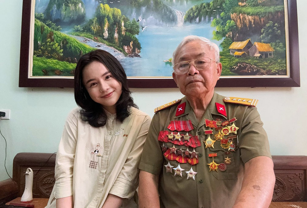 Bố của Thái Trinh là Ðại tá Nguyễn Xuân Ðán, từng tham gia chiến đấu ở nhiều chiến trường.