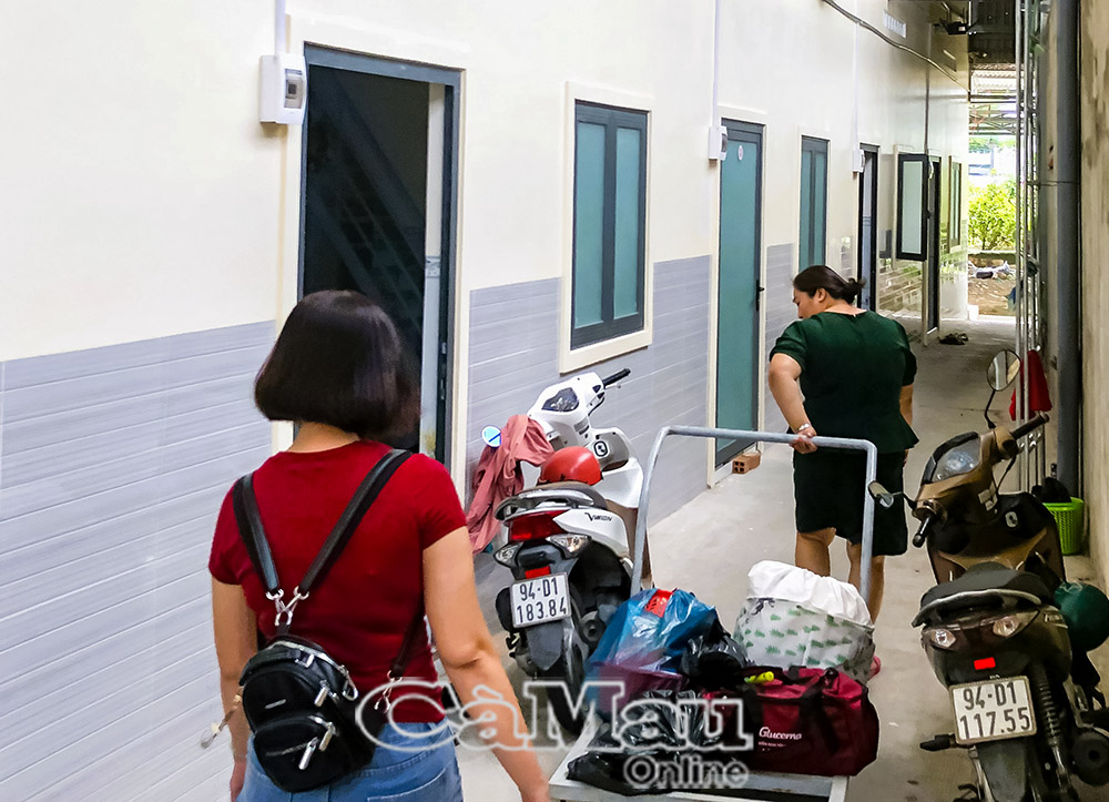 Cán bộ từ Bạc Liêu xuống Cà Mau công tác chủ động ổn định nơi ăn chốn ở, chuẩn bị cho hành trình mới đầy hứa hẹn tại tỉnh Cà Mau sau hợp nhất.