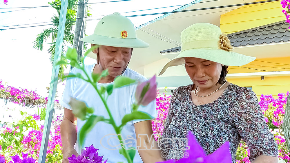 Với vợ chồng ông Nguyễn Ngọc Tấn và bà Nguyễn Thu Phượng, hạnh phúc gia đình là tình yêu thương và sự sẻ chia.                 Ảnh: THANH HUY