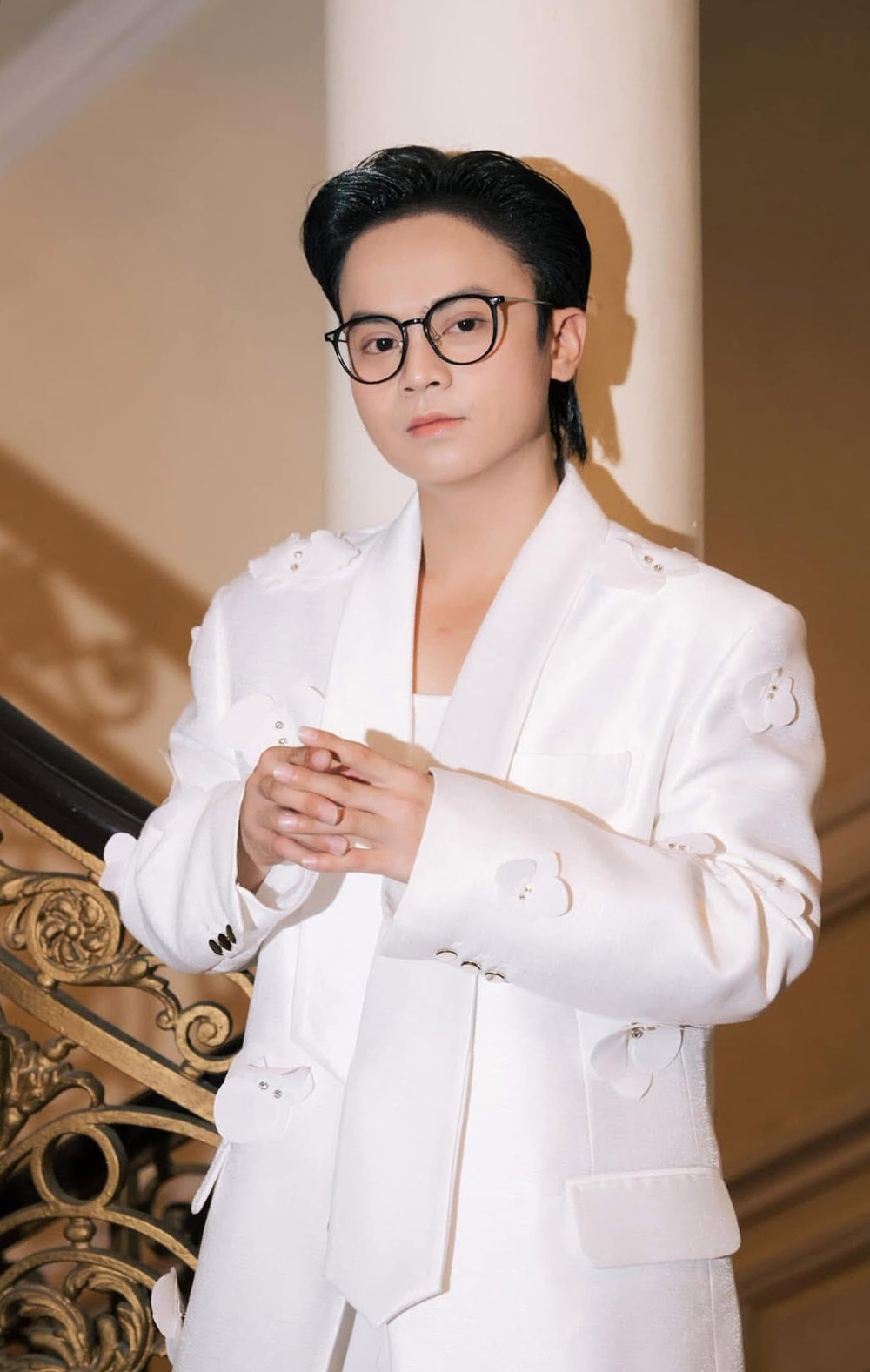 Ca sĩ Hồ Tuấn Phúc mở lớp thanh nhạc của mình tại quê nhà cho các bạn trẻ muốn thi vào Nhạc viện TP Hồ Chí Minh.