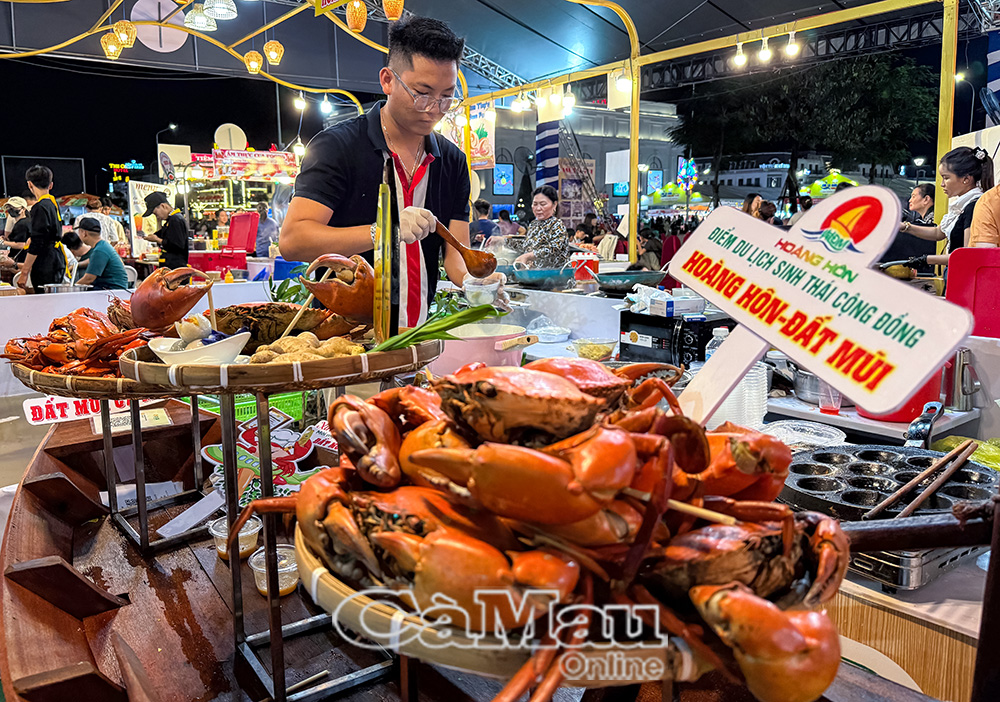 Các món ăn chế biến từ cua Cà Mau tại Ngày hội Cua Cà Mau lần thứ II năm 2025.