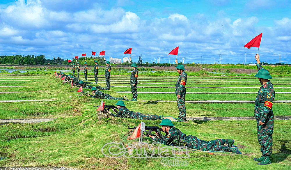 Huấn luyện nâng cao khả năng sẵn sàng chiến đấu cho cán bộ, chiến sĩ LLVT tỉnh đáp ứng yêu cầu nhiệm vụ trong tình hình mới. Ảnh: Văn Đông