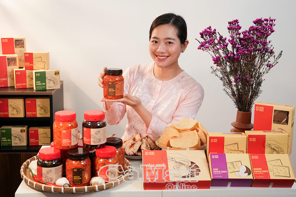 Ðặc sản mang thương hiệu Ánh Kua đa dạng chủng loại, đáp ứng thị hiếu người tiêu dùng trong những ngày Tết. Ảnh: Trúc Linh