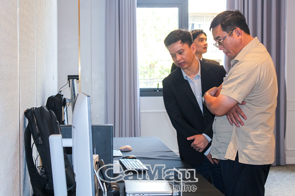 Nhiều giải pháp công nghệ thường xuyên được DN trao đổi và trình bày tại các buổi trưng bày và hội thảo.