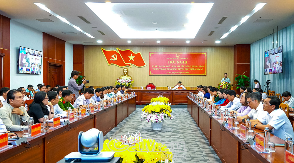 Sơ kết 1 năm thực hiện việc sắp xếp đơn vị hành chính và hoạt động của chính quyền địa phương 2 cấp.