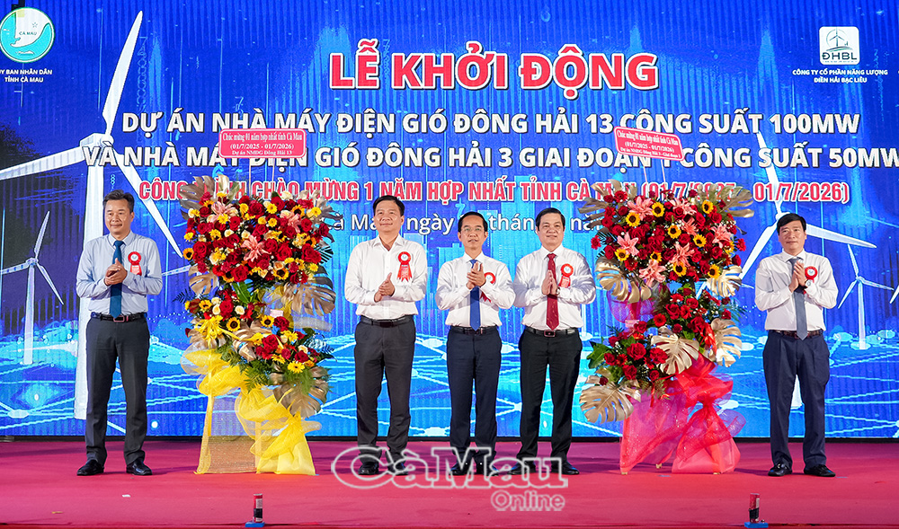 Lễ khởi động 2 dự án nhà máy điện gió Ðông Hải với tổng công suất 150 MW.