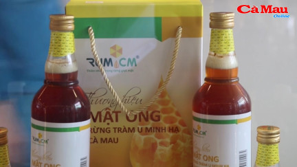 Khai trương điểm trưng bày đặc sản Cà Mau