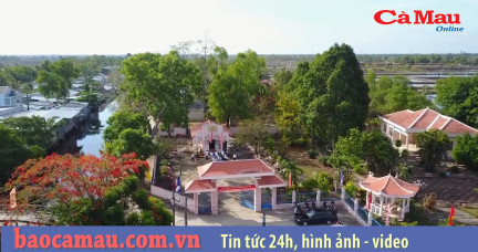 Thăm Phủ thờ Bác ở Thới Bình