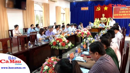 Bí thư Tỉnh uỷ Nguyễn Hồ Hải làm việc với Ban Thường vụ Huyện uỷ Đầm Dơi