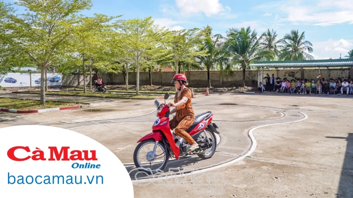 Không để ùn ứ hồ sơ sát hạch giấy phép lái xe