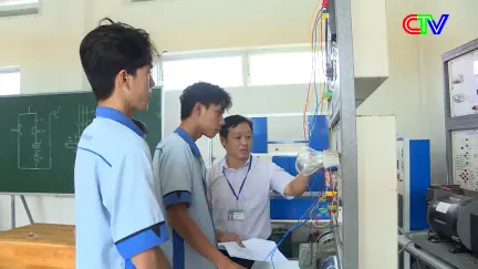 Giáo dục Cà Mau 09/11/2025: Giáo dục Cà Mau vững bước trên chặng đường mới