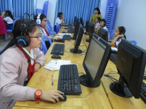 74 thí sinh tham gia Cuộc thi Olympic tiếng Anh trực tuyến cấp tỉnh