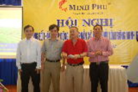 Công ty Minh Phú thành lập doanh nghiệp xã hội chuỗi tôm rừng