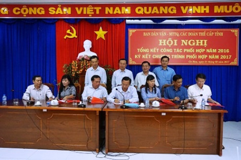 Ký kết chương trình phối hợp Ban Dân vận, UB MTTQ tỉnh và các tổ chức chính trị - xã hội