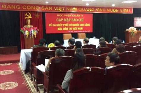 Lần đầu tiên Việt Nam ghép phổi thành công từ người cho sống