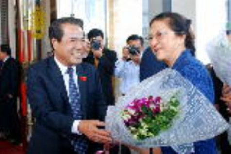 Sẵn sàng hợp tác cùng Lào với tinh thần trách nhiệm cao nhất