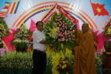 Trang nghiêm đại lễ Phật đản, Phật lịch 2561