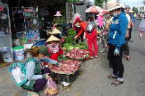 Nan giải bài toán giá heo hơi