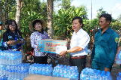 Trên 2 tỷ đồng hỗ trợ chị em có hoàn cảnh khó khăn
