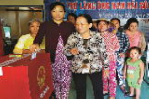 Phát huy dân chủ trong bầu cử trưởng ấp, khóm