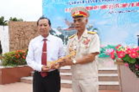 Khánh thành nhà bia tưởng niệm liệt sỹ Quân y Quân khu 9