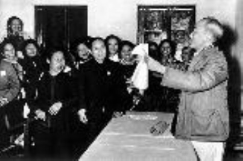 Giữ gìn và phát huy văn hoá của Đảng