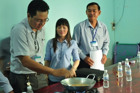 Bịa tin “gạo cao su” trên Facebook, bị phạt 10 triệu đồng