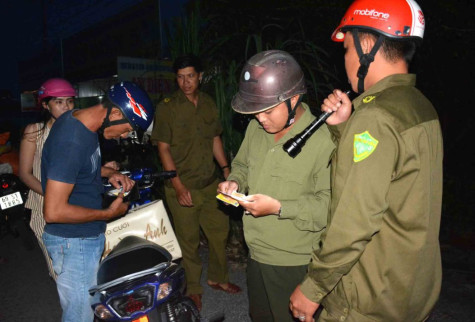 Dựa vào dân để chuyển hoá địa bàn