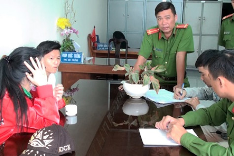 Mâu thuẫn trên facebook, dùng mã tấu để thanh toán