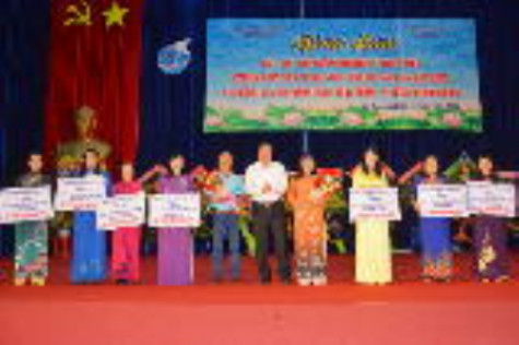 Giao lưu họp mặt đội nữ pháo binh