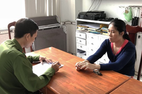 Vợ nạn nhân chết trong phòng trọ đã ra đầu thú