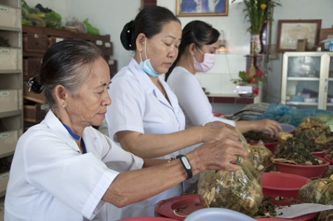 Nữ phái Cao Đài Minh Chơn Đạo “giỏi việc nước – giỏi việc đạo – đảm việc nhà”