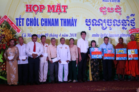 Họp mặt Tết Chôl Chnam Thmây