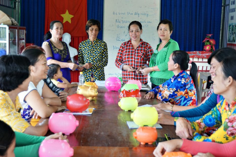 Học Bác không ở đâu xa