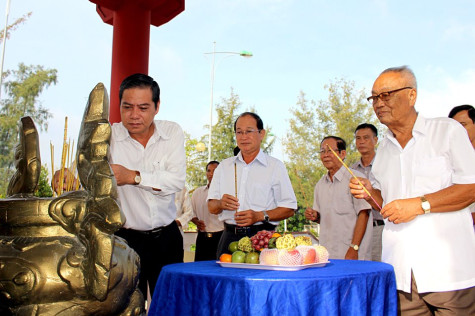 Chú trọng giáo dục chính trị tư tưởng