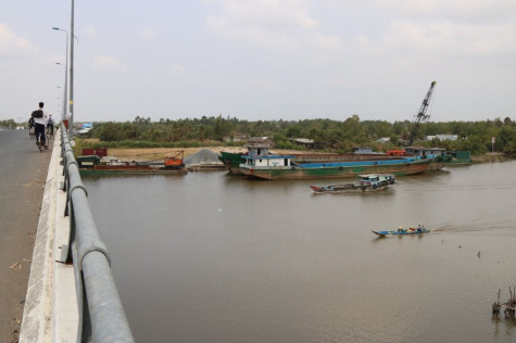 Cầu Khánh An lại mất an toàn