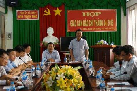 Báo chí đưa tin cần xác thực, khách quan, kịp thời để định hướng dư luận xã hội