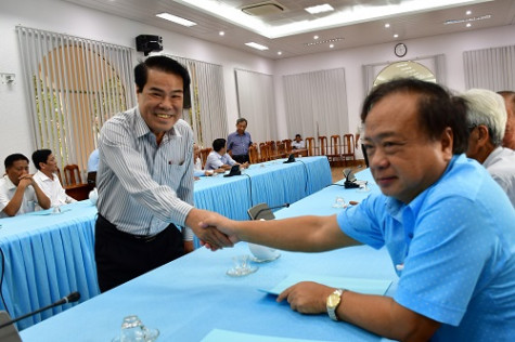 Chia sẻ kinh nghiệm lãnh đạo, cùng đưa tỉnh nhà phát triển toàn diện