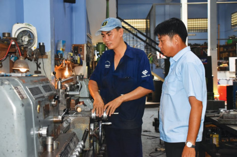 Từ công nhân trở thành ông chủ