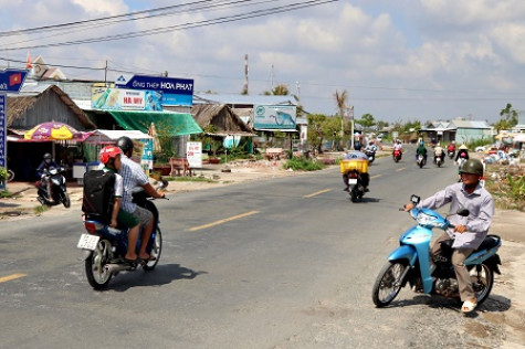 Nỗi lo từ những đường  nhánh ra quốc lộ